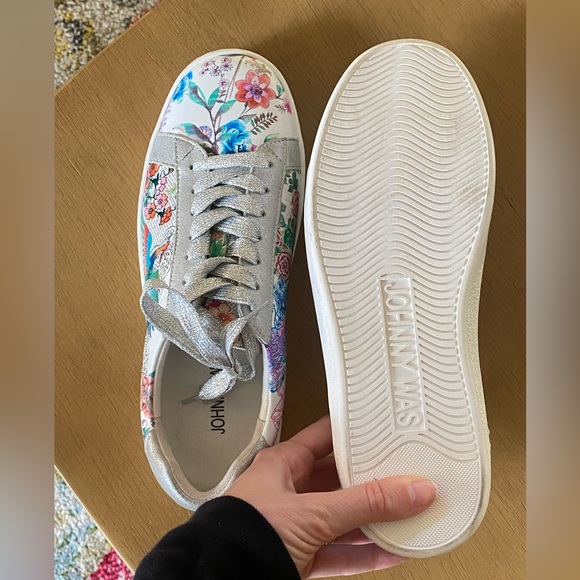 Johnny Was Dreamer Leather Sneakers - Sz 6.5 - Picture 2 of 5